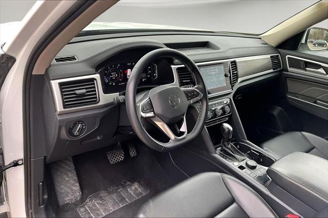 2022 Volkswagen Atlas 3.6L V6 SE w/Technology