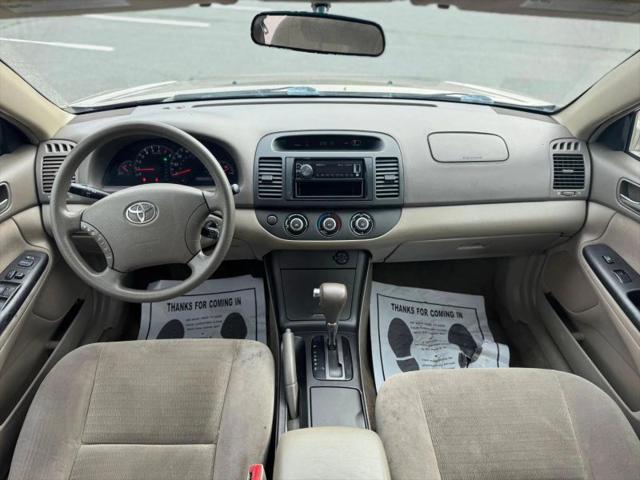 2005 Toyota Camry LE