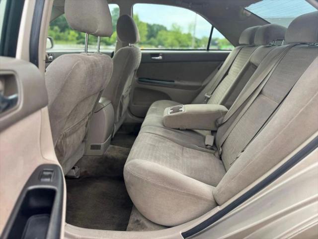 2005 Toyota Camry LE