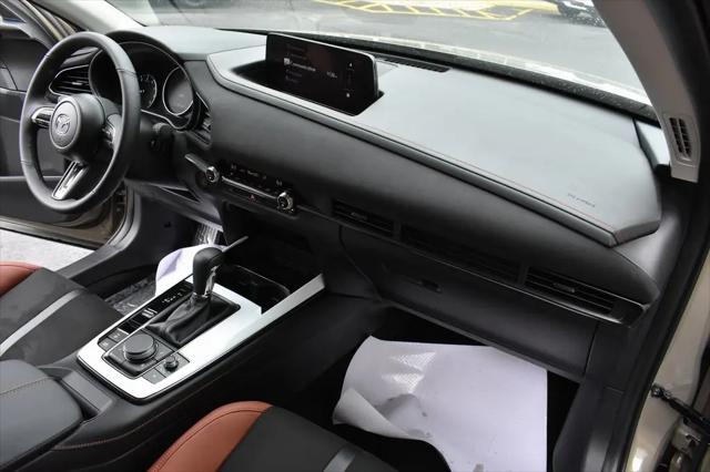 2025 Mazda CX-30 2.5 Carbon Turbo