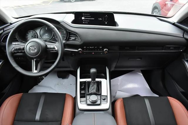 2025 Mazda CX-30 2.5 Carbon Turbo