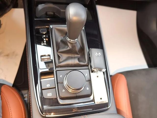 2025 Mazda CX-30 2.5 Carbon Turbo