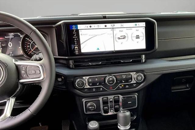 2026 Jeep Wrangler 4-Door Sahara 4x4