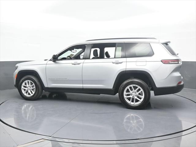 2024 Jeep Grand Cherokee L Laredo 4x2