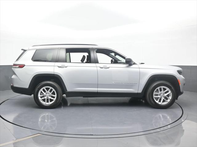 2024 Jeep Grand Cherokee L Laredo 4x2
