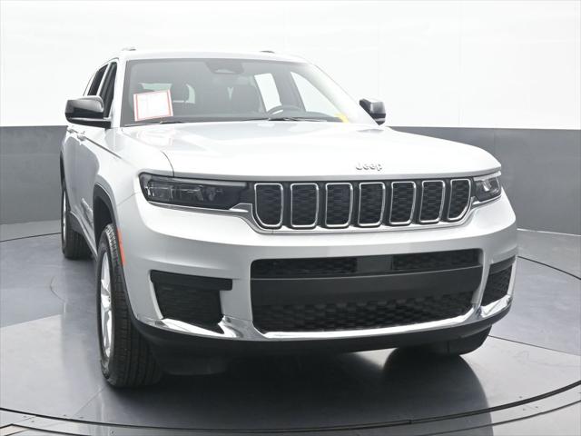 2024 Jeep Grand Cherokee L Laredo 4x2