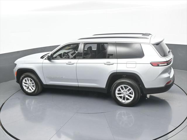 2024 Jeep Grand Cherokee L Laredo 4x2