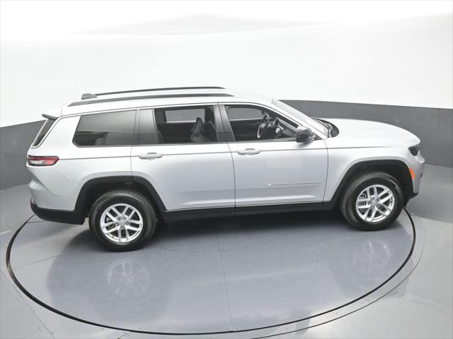 2024 Jeep Grand Cherokee L Laredo 4x2