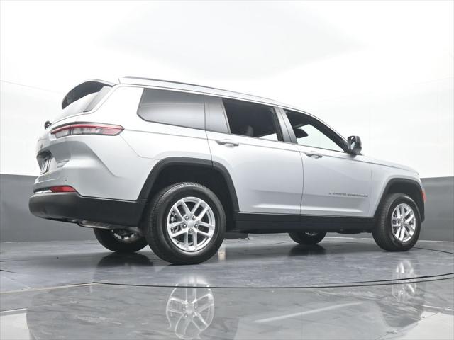 2024 Jeep Grand Cherokee L Laredo 4x2