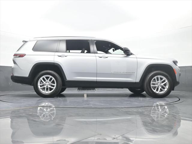 2024 Jeep Grand Cherokee L Laredo 4x2