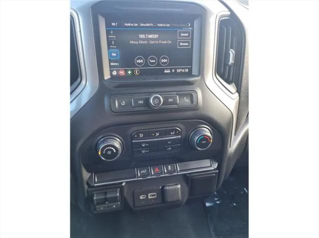 2021 Chevrolet Silverado 1500 4WD Crew Cab Standard Bed Custom