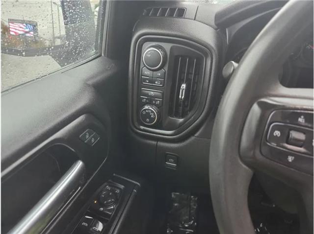 2021 Chevrolet Silverado 1500 4WD Crew Cab Standard Bed Custom