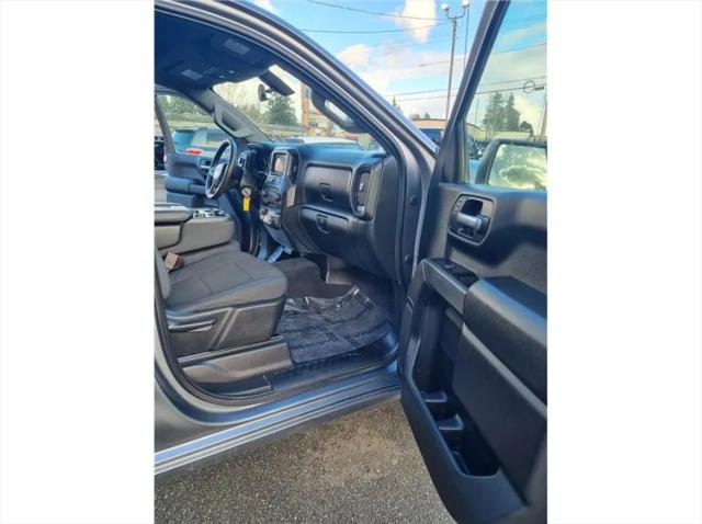 2021 Chevrolet Silverado 1500 4WD Crew Cab Standard Bed Custom