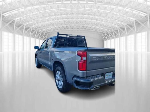 2021 Chevrolet Silverado 1500 4WD Crew Cab Standard Bed Custom