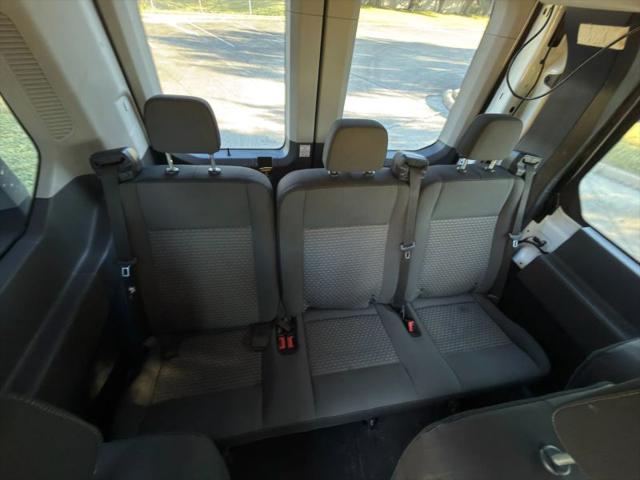 2020 Ford Transit Passenger Wagon XLT