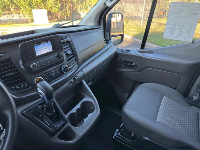 2020 Ford Transit Passenger Wagon XLT