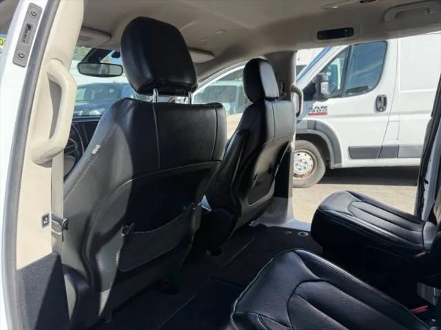 2020 Chrysler Pacifica Touring L