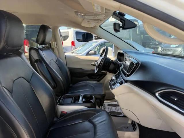 2020 Chrysler Pacifica Touring L