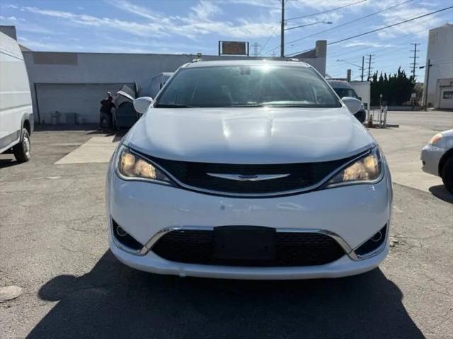 2020 Chrysler Pacifica Touring L