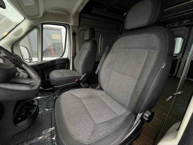 2022 Ram ProMaster 2500 Cargo Van High Roof 159" WB