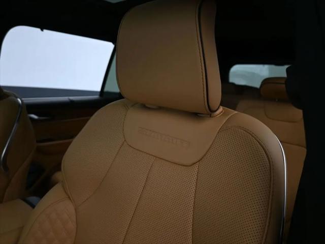 2025 Jeep Grand Cherokee L Summit Reserve 4x4