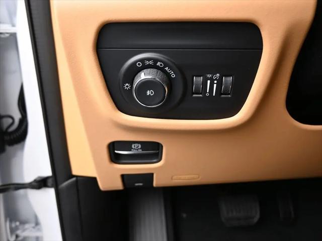 2025 Jeep Grand Cherokee L Summit Reserve 4x4
