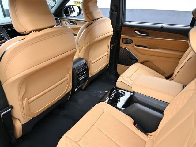 2025 Jeep Grand Cherokee L Summit Reserve 4x4