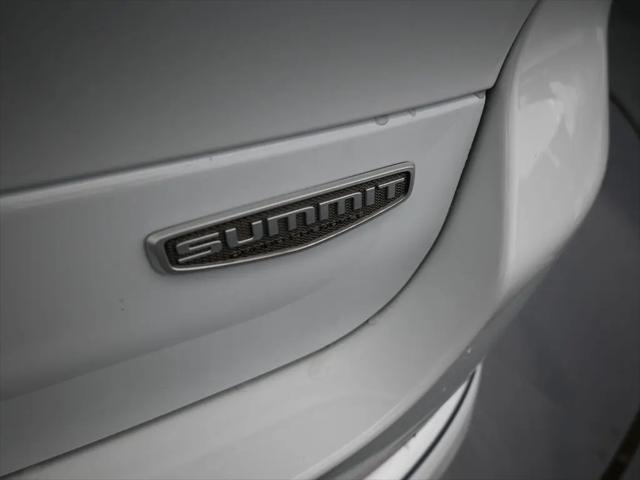 2025 Jeep Grand Cherokee L Summit Reserve 4x4