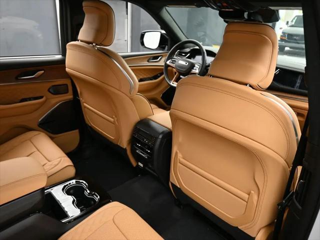 2025 Jeep Grand Cherokee L Summit Reserve 4x4