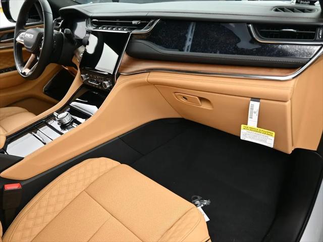 2025 Jeep Grand Cherokee L Summit Reserve 4x4