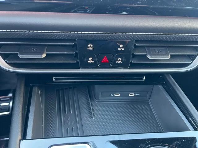 2026 Volkswagen Atlas Cross Sport SEL Premium R-Line