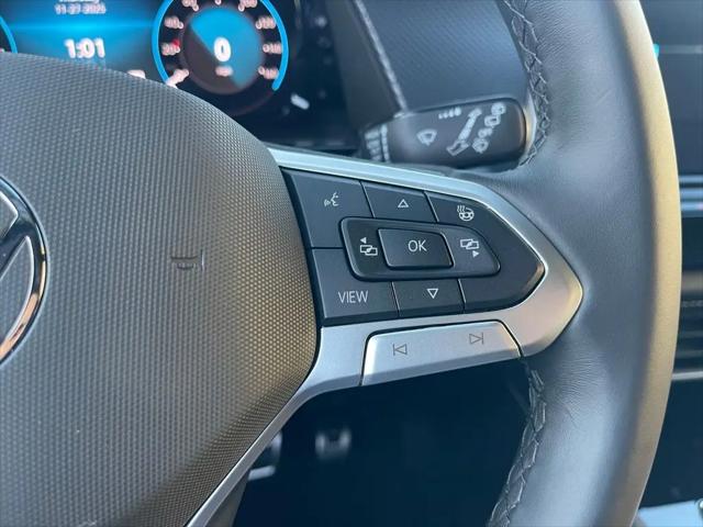 2026 Volkswagen Atlas Cross Sport SEL Premium R-Line
