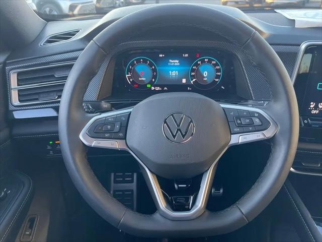 2026 Volkswagen Atlas Cross Sport SEL Premium R-Line