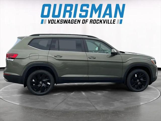 2026 Volkswagen Atlas SE with Technology