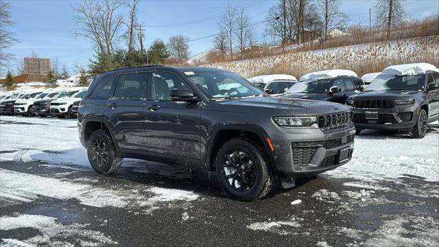 2026 Jeep Grand Cherokee Altitude 4x4