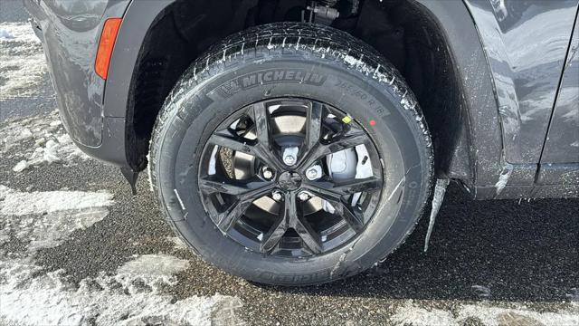 2026 Jeep Grand Cherokee Altitude 4x4