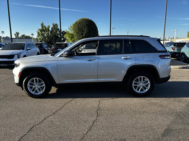2024 Jeep Grand Cherokee Laredo X 4x4 2024 Jeep Grand Cherokee Laredo X 4x4