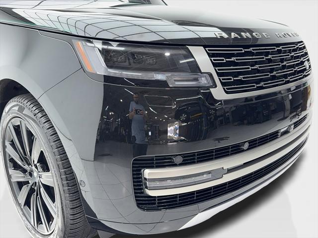 2023 Land Rover Range Rover P400 SE