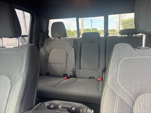 2019 RAM 1500 Big Horn/Lone Star Crew Cab 4x2 57 Box
