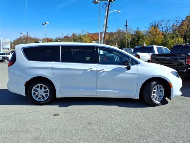 2026 Chrysler Voyager VOYAGER LX 2026 Chrysler Voyager VOYAGER LX