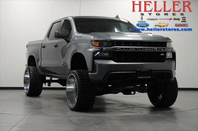 2020 Chevrolet Silverado 1500 2WD Crew Cab Short Bed Custom 2020 Chevrolet Silverado 1500 2WD Crew Cab Short Bed Custom