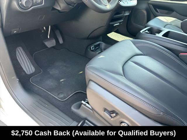 2026 Chrysler Voyager LX