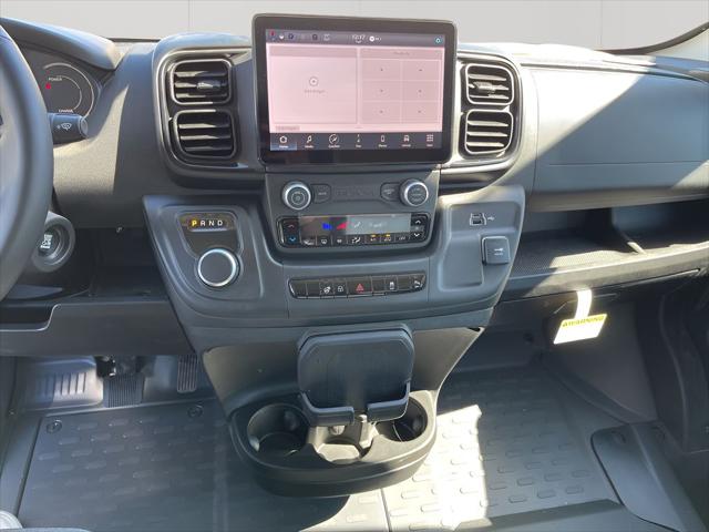 2025 Ram ProMaster Step Van Super High Roof 159" WB EXT