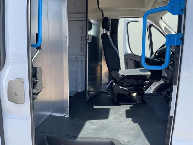 2025 Ram ProMaster Step Van Super High Roof 159" WB EXT