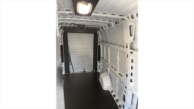 2025 Ram ProMaster Step Van Super High Roof 159" WB EXT