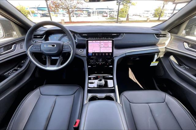 2025 Jeep Grand Cherokee L Limited 4x4
