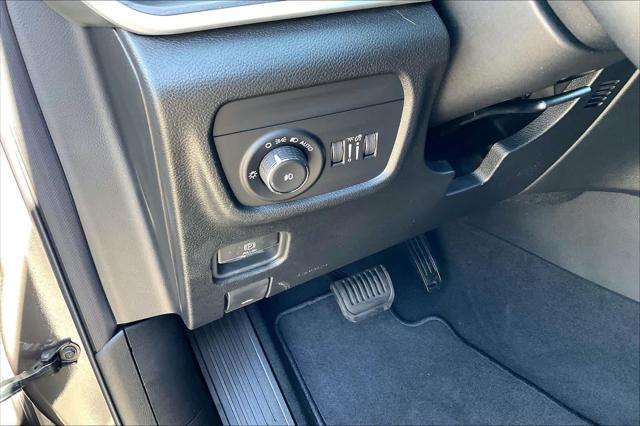 2025 Jeep Grand Cherokee L Limited 4x4