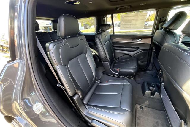 2025 Jeep Grand Cherokee L Limited 4x4