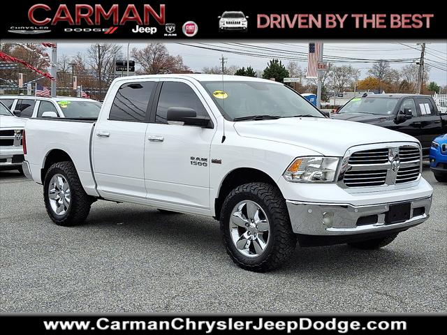 2017 RAM 1500 Big Horn Crew Cab 4x4 57 Box 2017 RAM 1500 Big Horn Crew Cab 4x4 57 Box