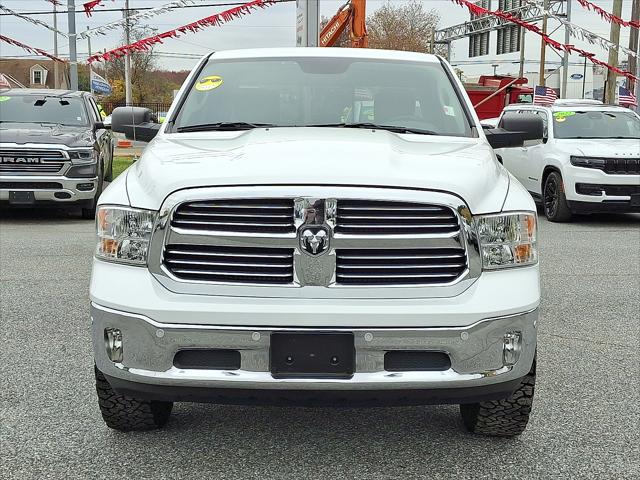 2017 RAM 1500 Big Horn Crew Cab 4x4 57 Box 2017 RAM 1500 Big Horn Crew Cab 4x4 57 Box